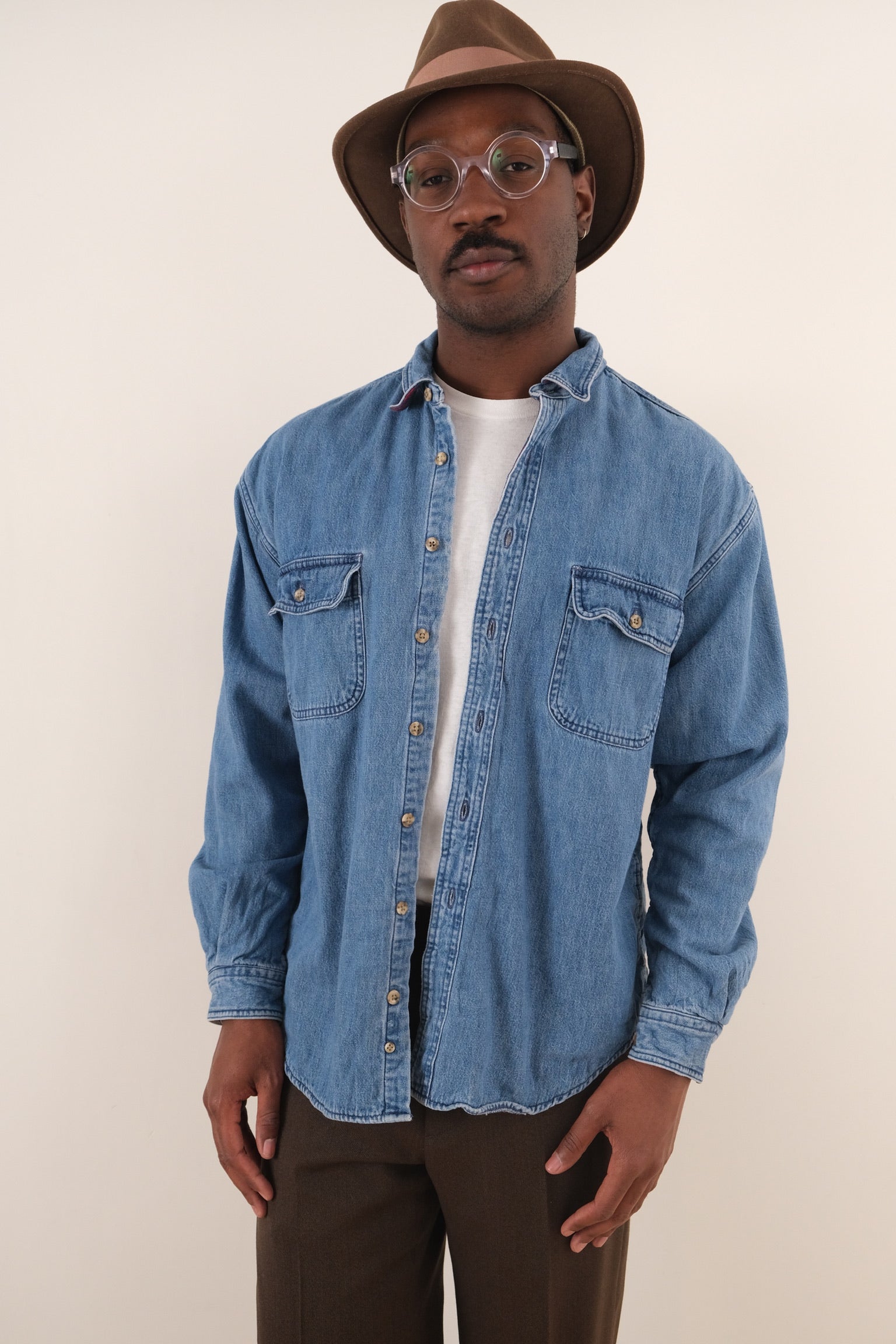 Vintage 90s Medium Wash Eddie Bauer Cotton Button Up Shirt – Hermine