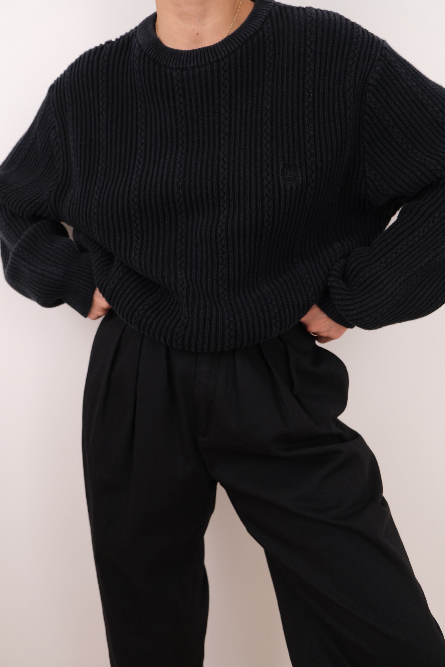 Vintage black cotton rib knit crewneck sweater