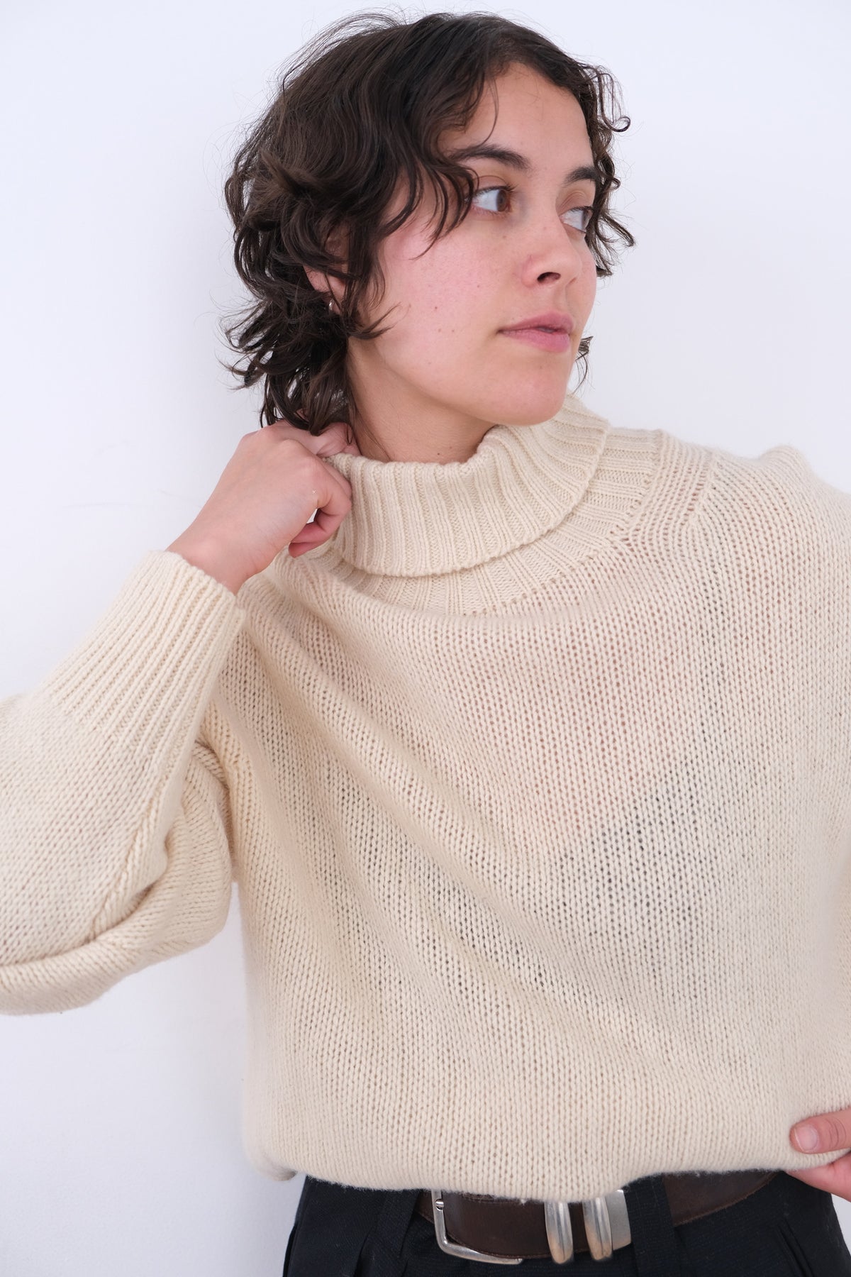 Vintage Scottish Ivory Pure New Wool Turtleneck Sweater
