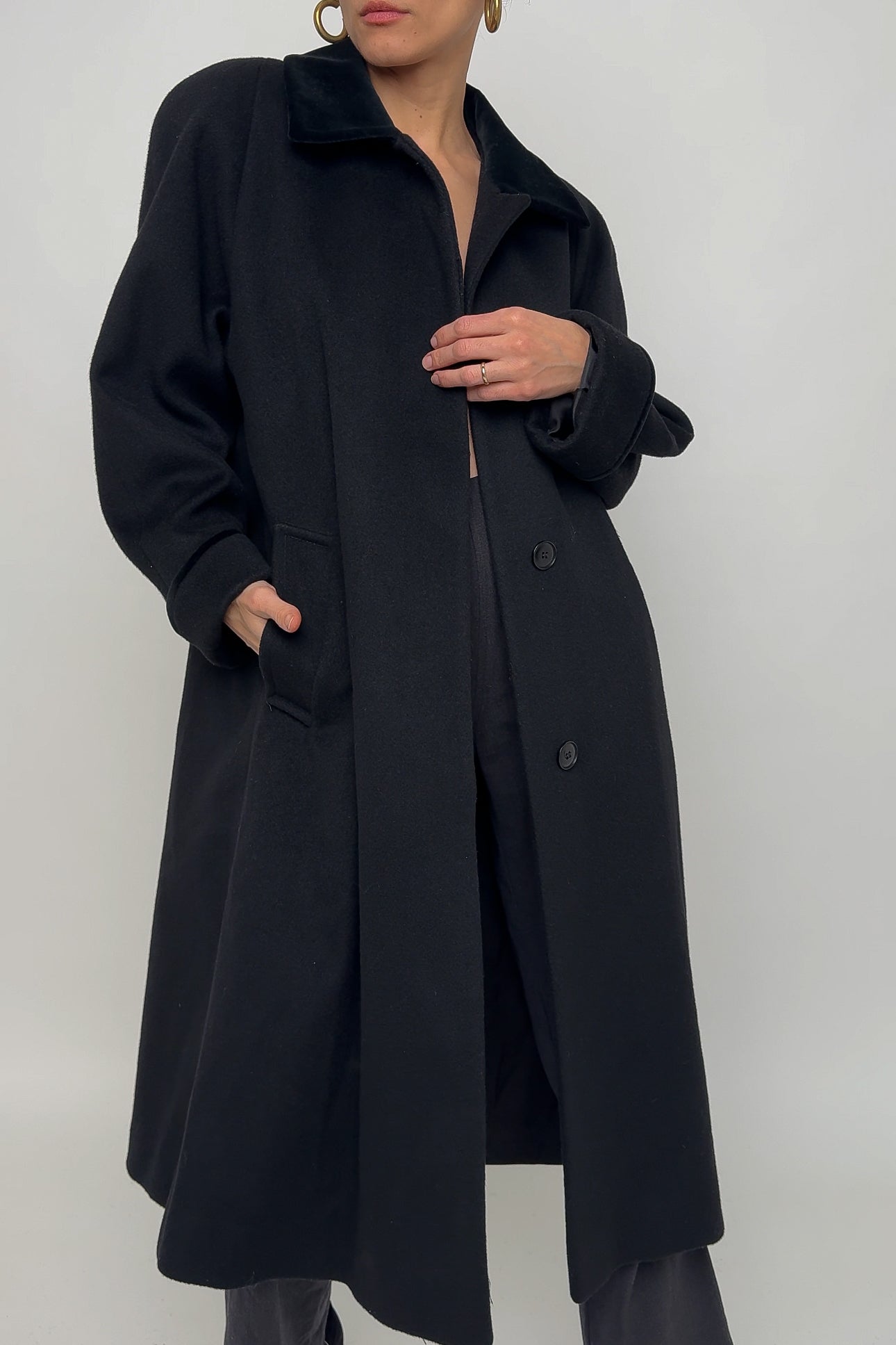 Vintage Onyx Wool Velvet Collar Coat