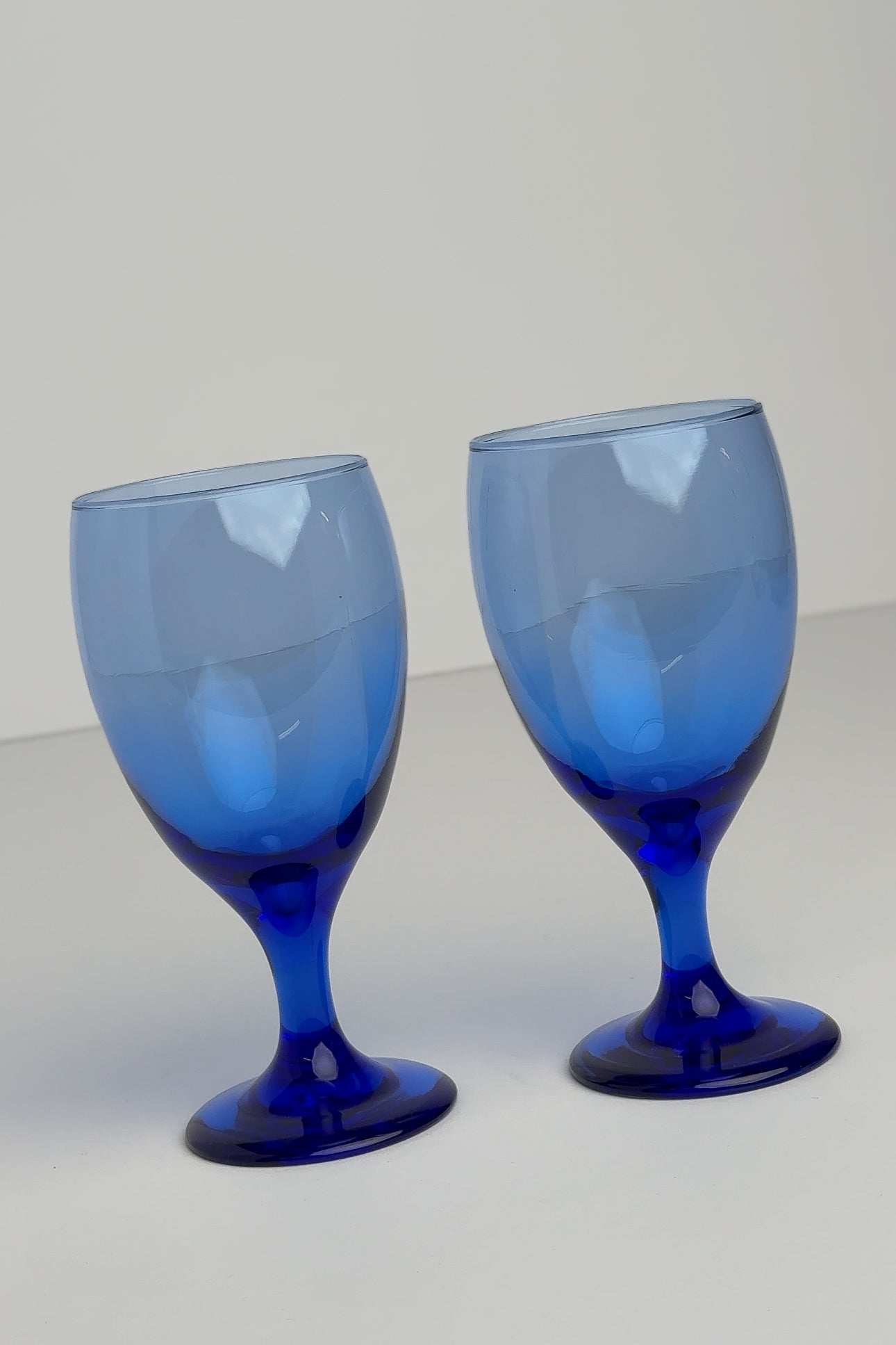 Vintage 90s Lapis Smoked Glass Pokal Goblets (2)