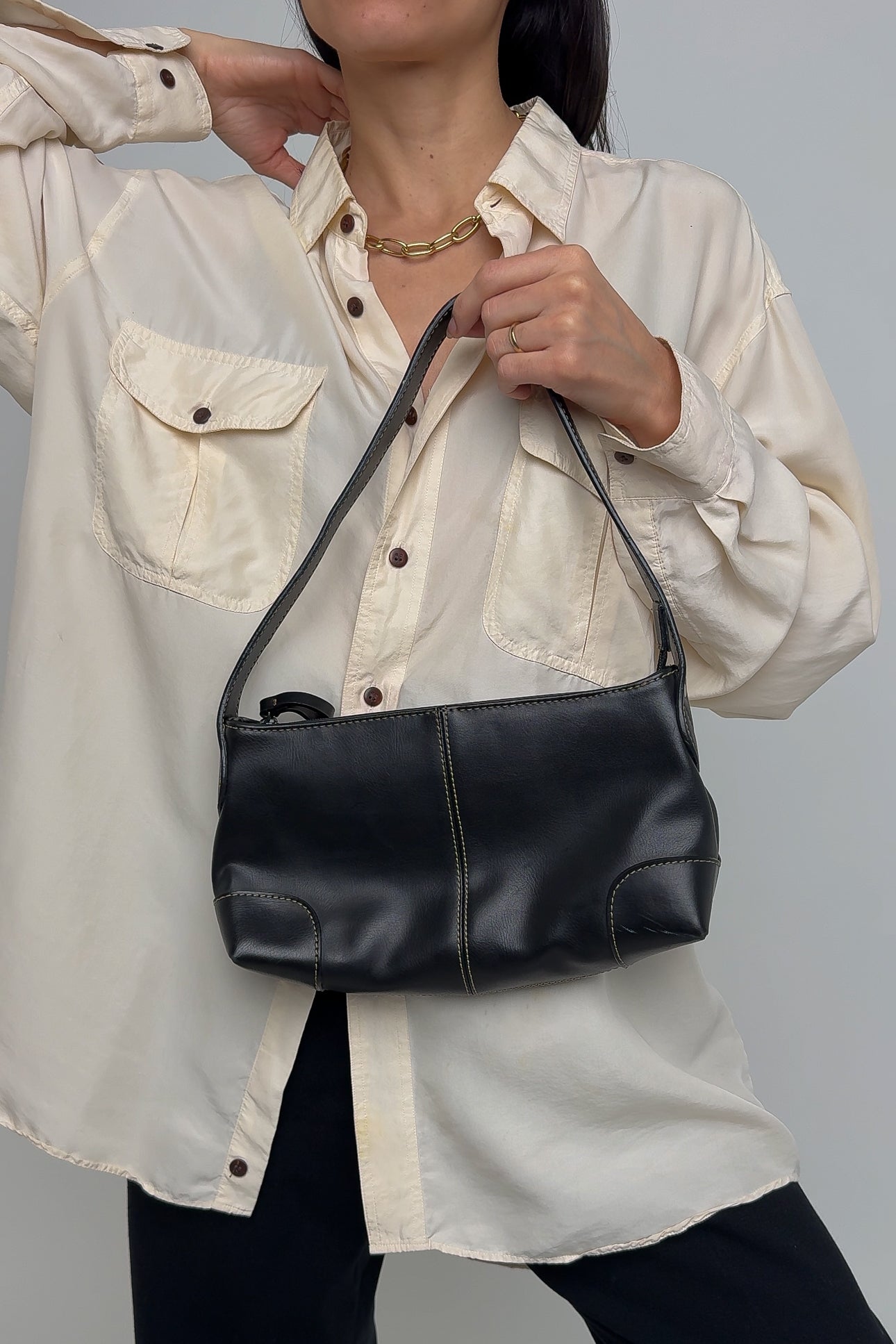 Vintage 90s Sable Black Leather Shoulder Bag