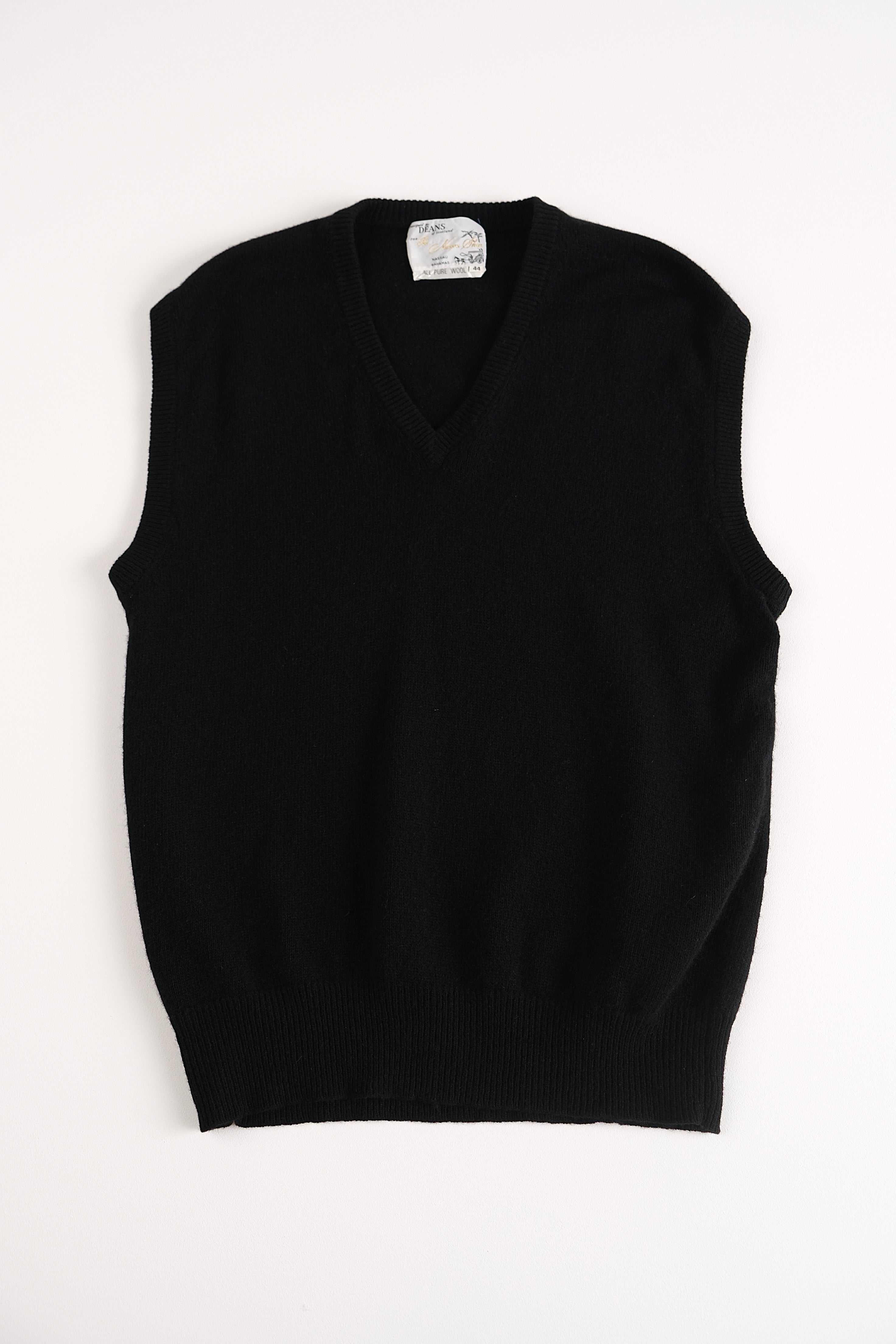 Vintage 60s Raven Scottish Wool V-Neck Sweater Vest – Hermine