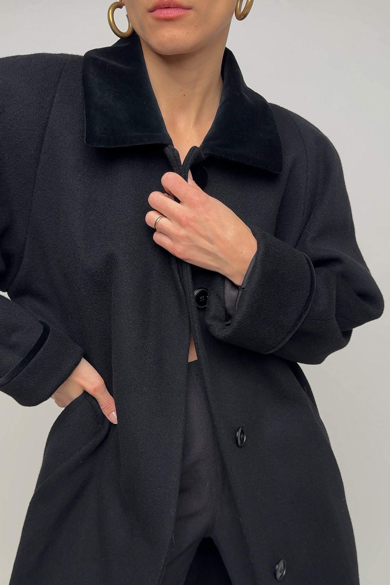 Vintage Onyx Wool Velvet Collar Coat