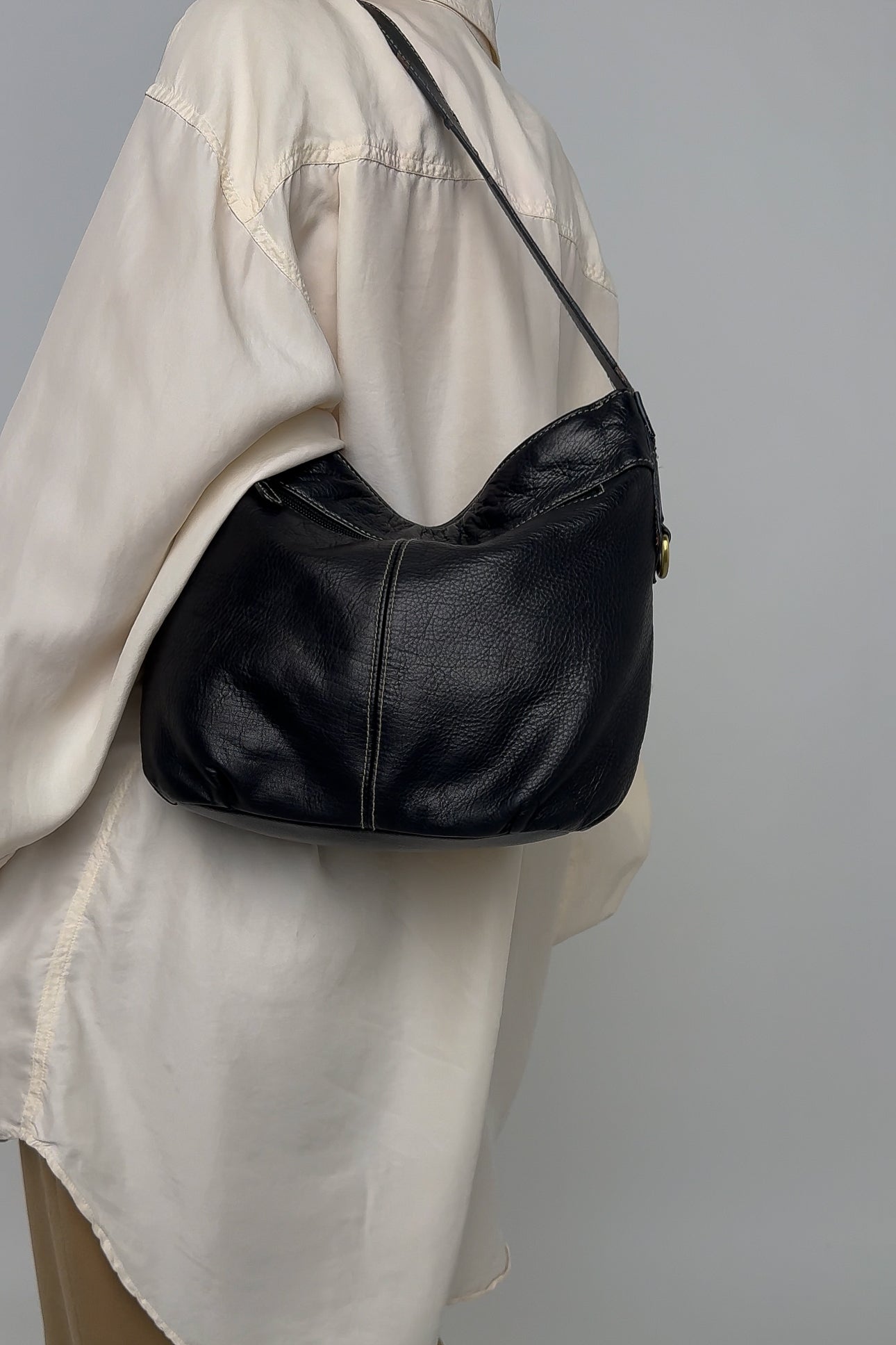 Vintage 90s Raven Soft Leather Shoulder Bag