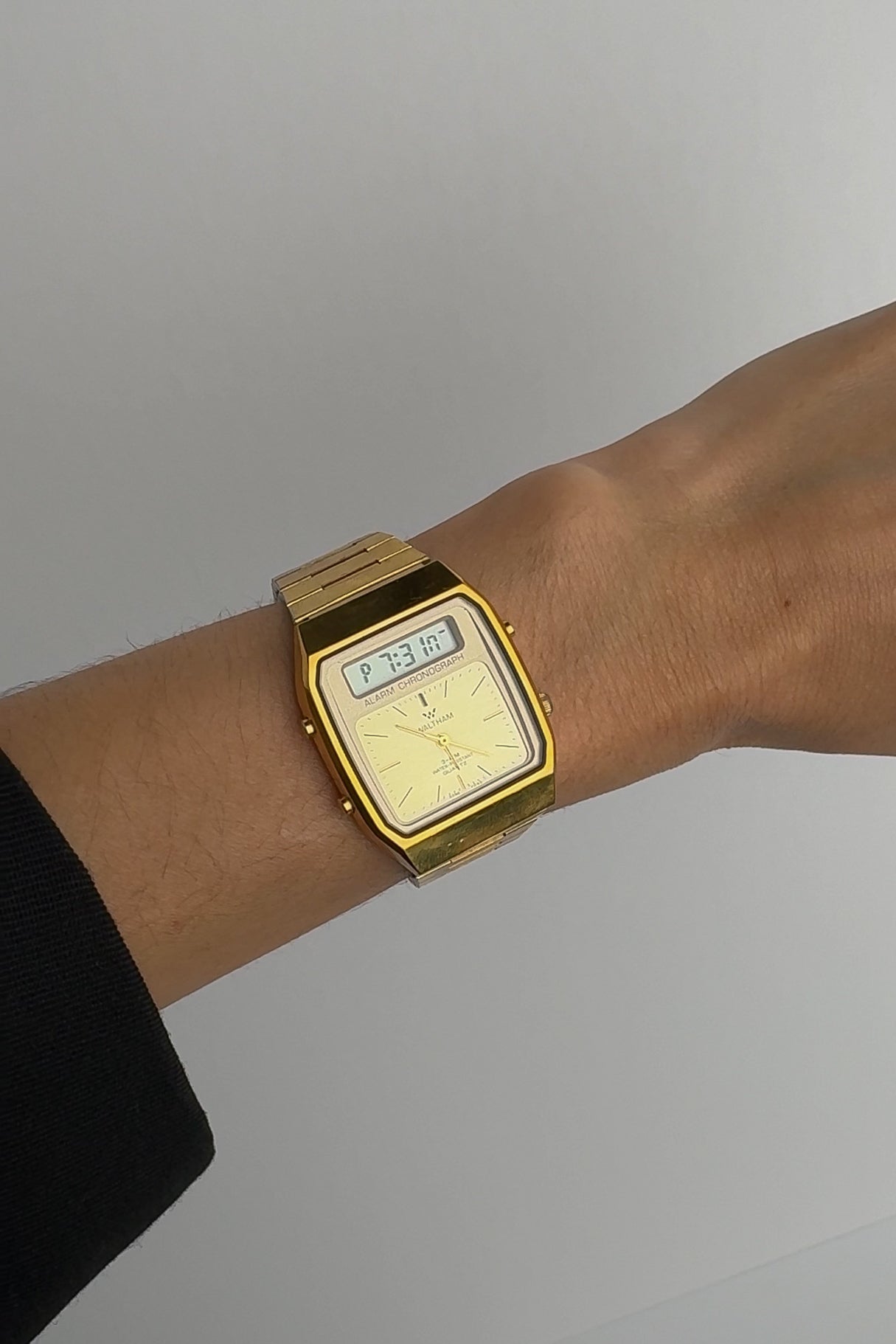 Vintage 80s Gold Tone Digital/Analog Quartz Watch