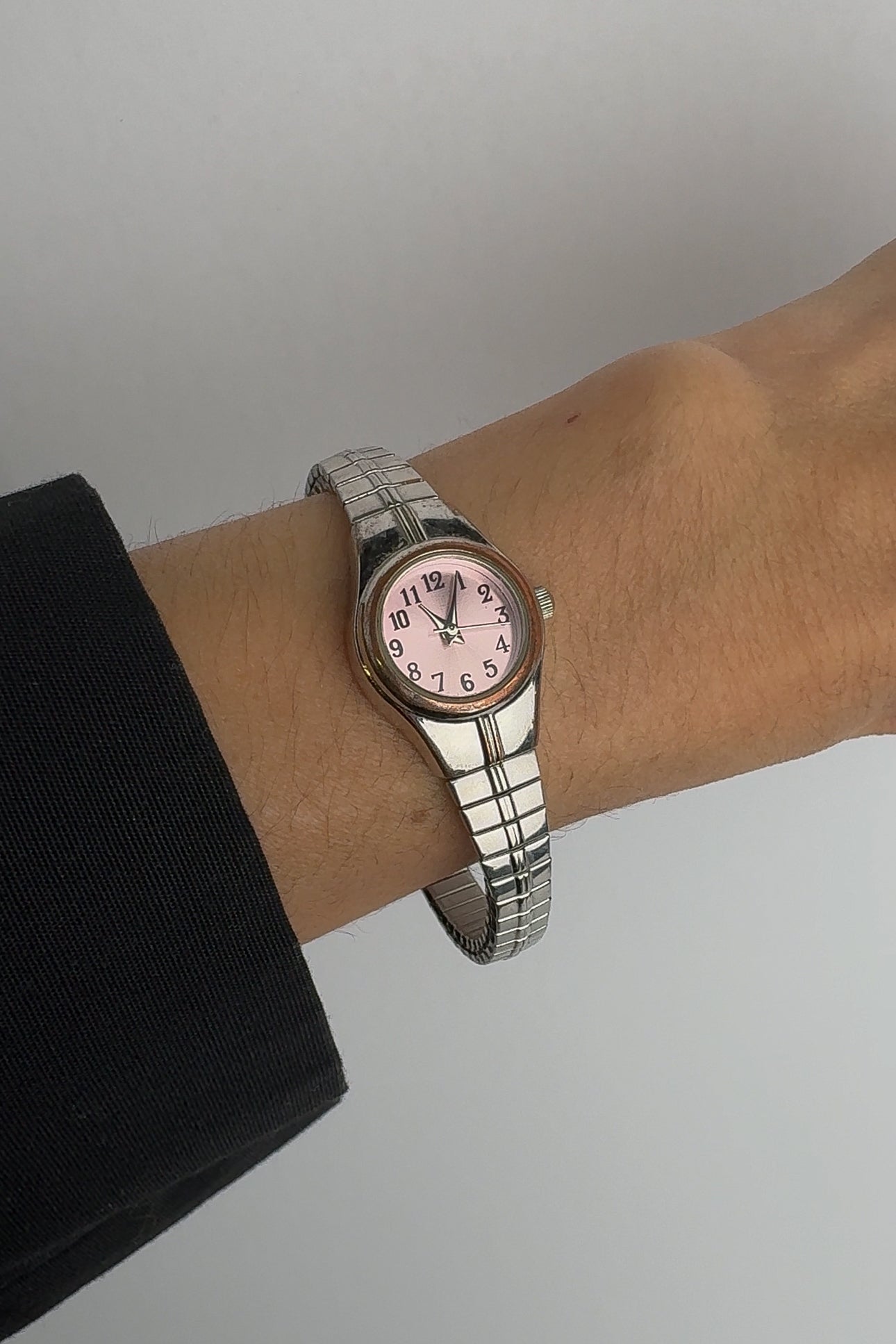 Vintage Silver Tone Stretch Band Watch