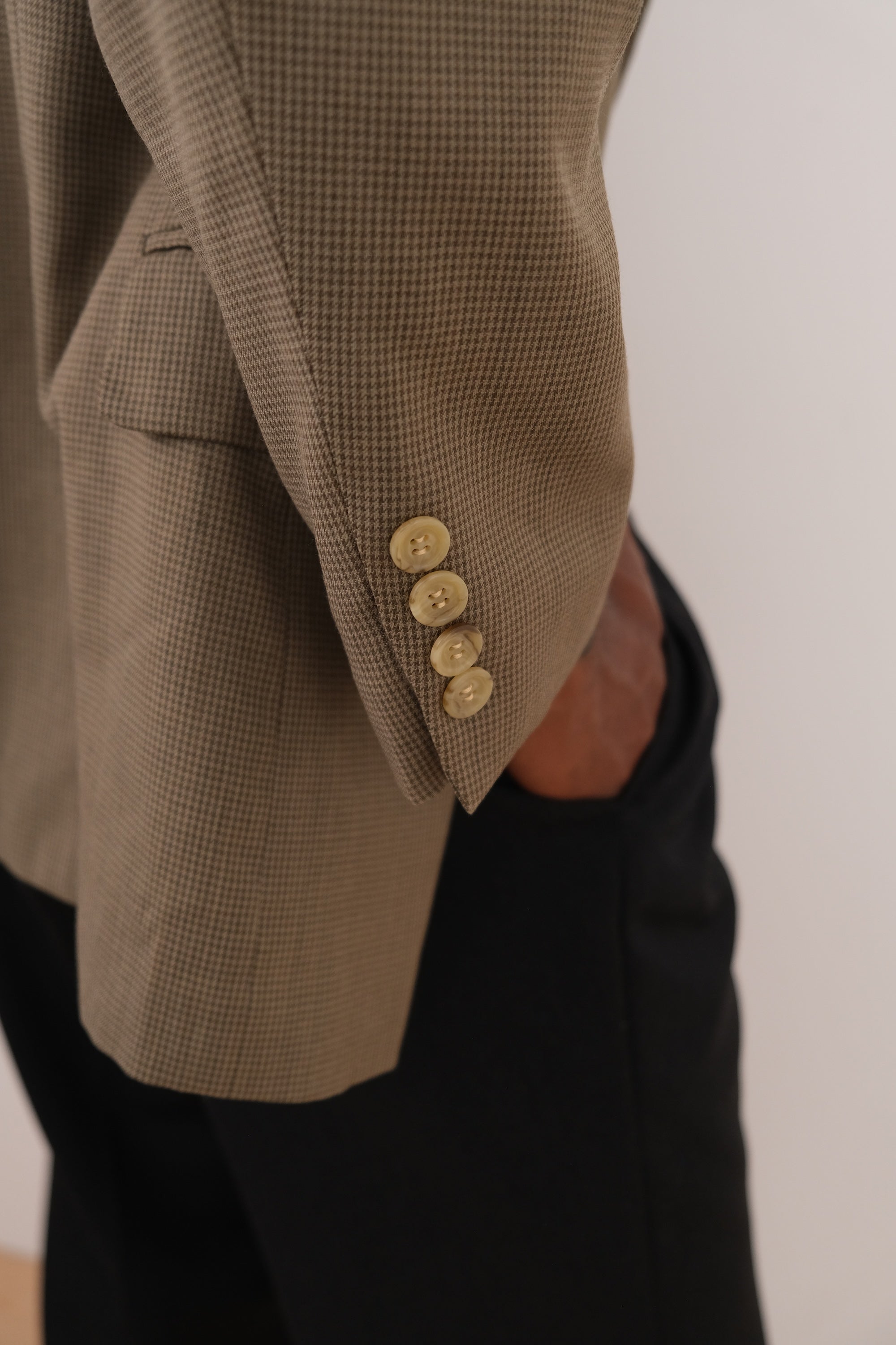 Vintage 80s Fawn Wool Houndstooth Blazer
