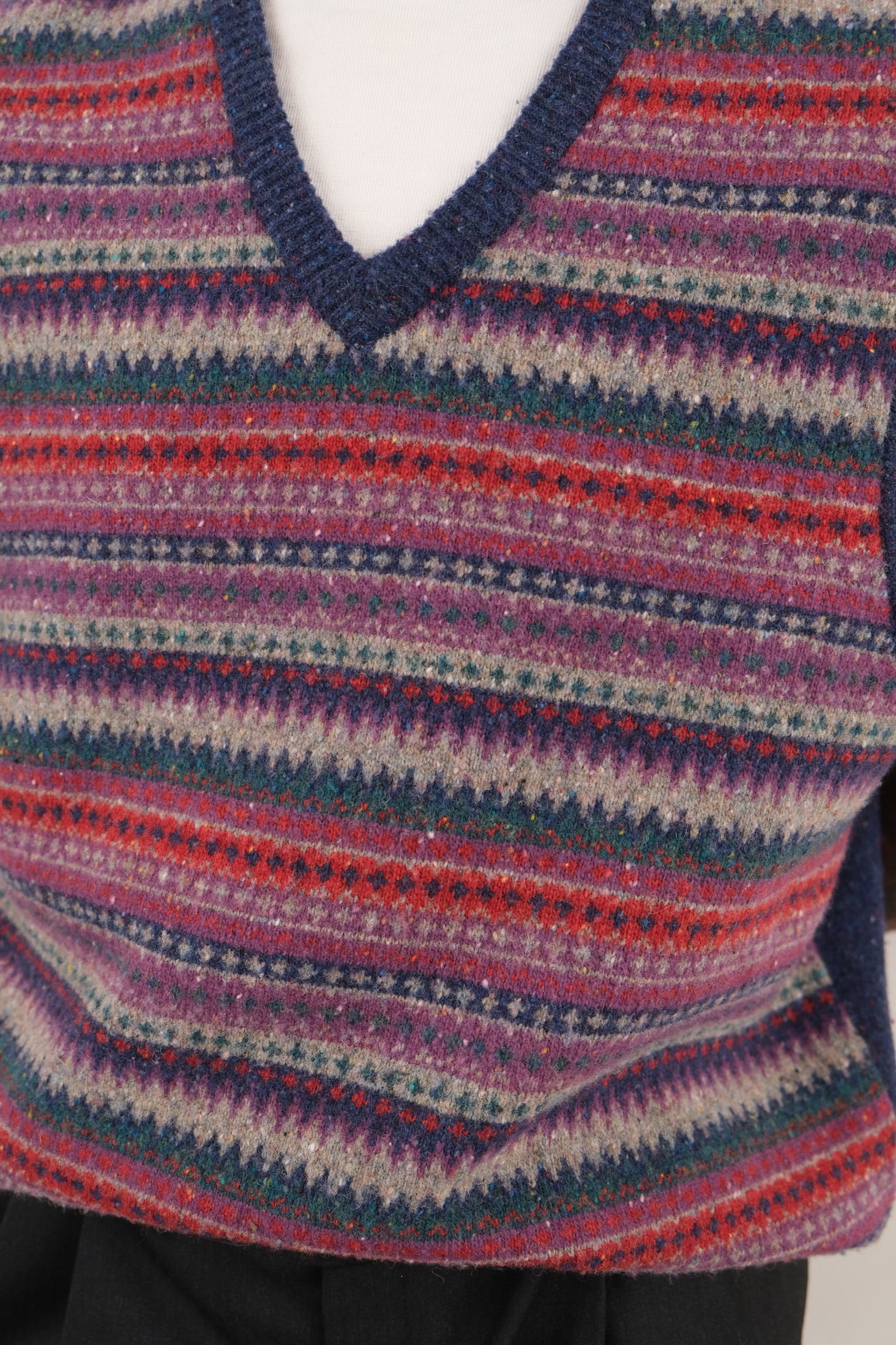 Vintage 90s Italian Mulberry Wool Blend Sweater Vest – Hermine