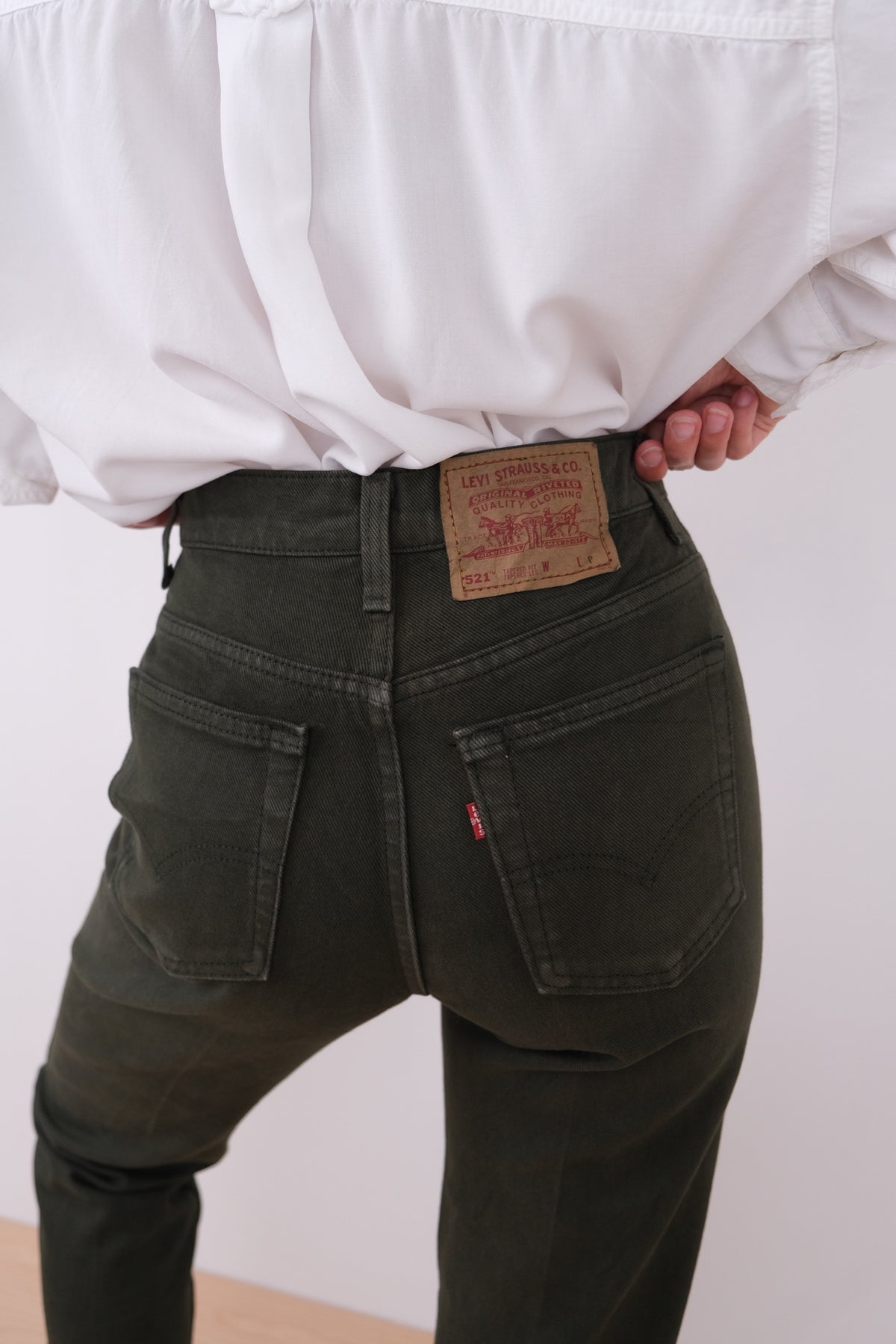 Vintage 90s USA Moss Levi's 521 Cotton Denim Jeans